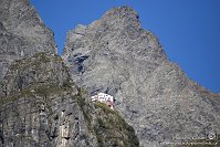 003 Zoom sul rifugio Coca